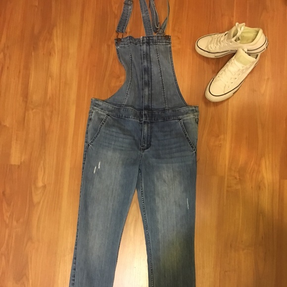 Hollister Denim - Hollister overalls (utility’s) jeans
